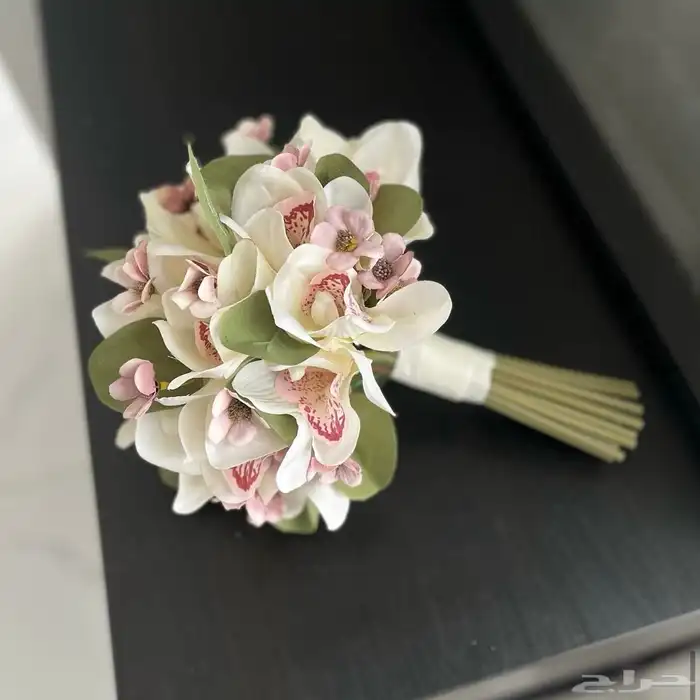 متخصصون في تصميم و تنسيق المسكات بجميع أنواع الورد 2