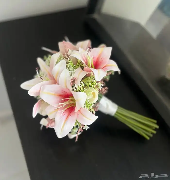 متخصصون في تصميم و تنسيق المسكات بجميع أنواع الورد 23