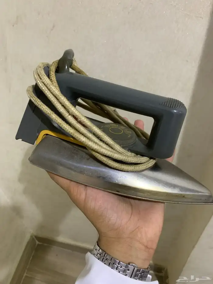 مجموعة اجهزة رخيصة جوالات ومكينة حلاقة وكواية وغيرها 1