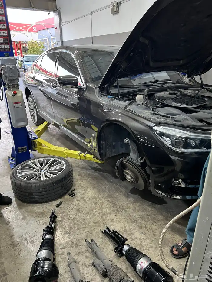 مساعدات. بي ام G12 2018 730i 740i 2016 2017 1