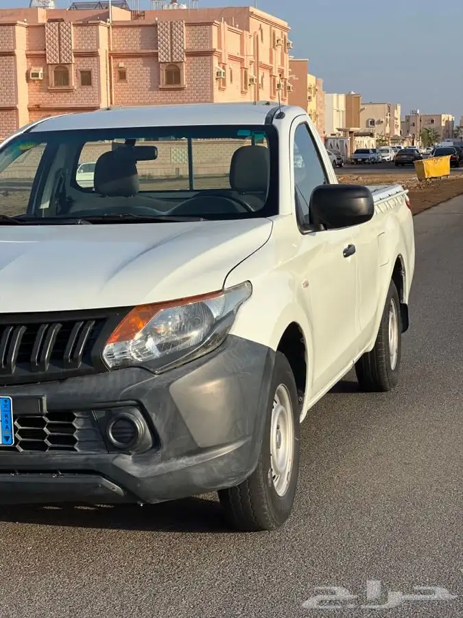 ميستوبيسي L200 بنزين شاص طويل تم البيع 12