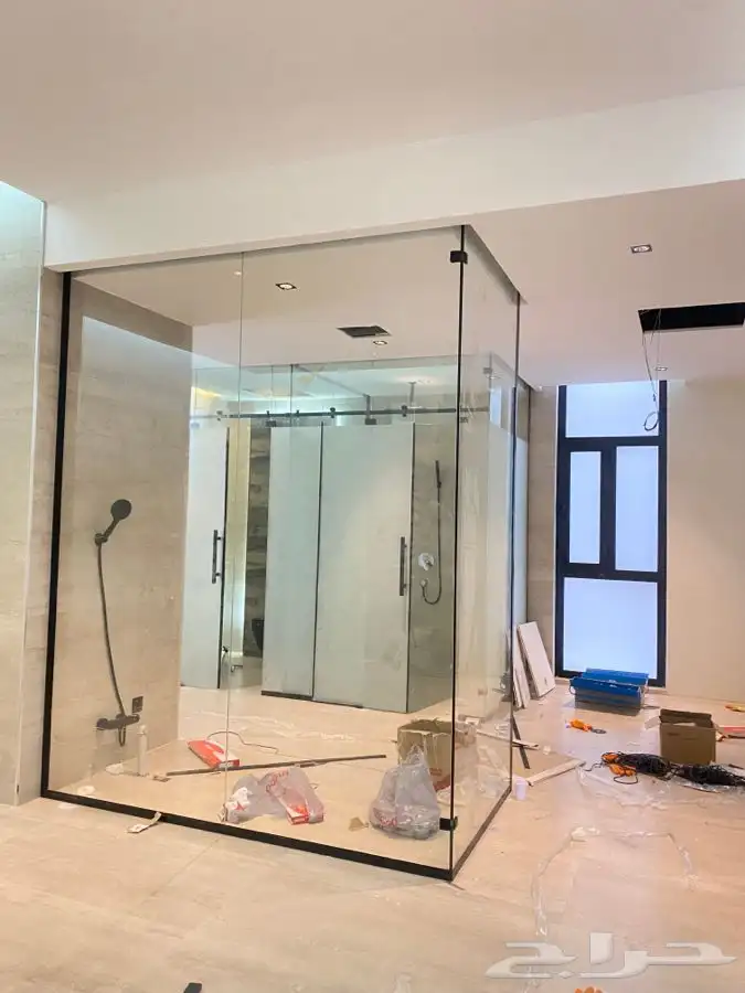 حاجز شاور زجاج سكريت المنيوم استركشر كارتنول مكاتب معارض 38