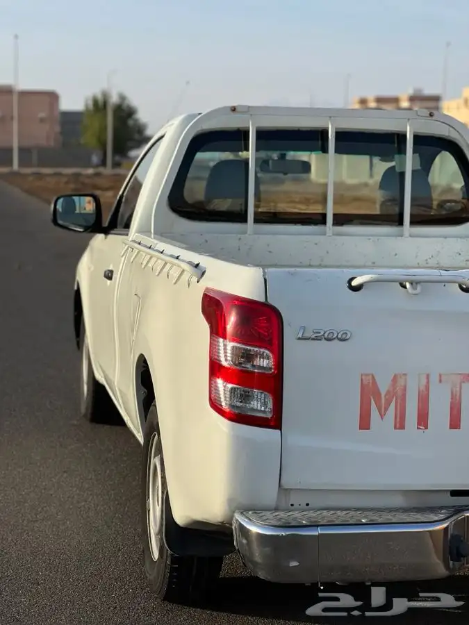 ميستوبيسي L200 بنزين شاص طويل تم البيع 10