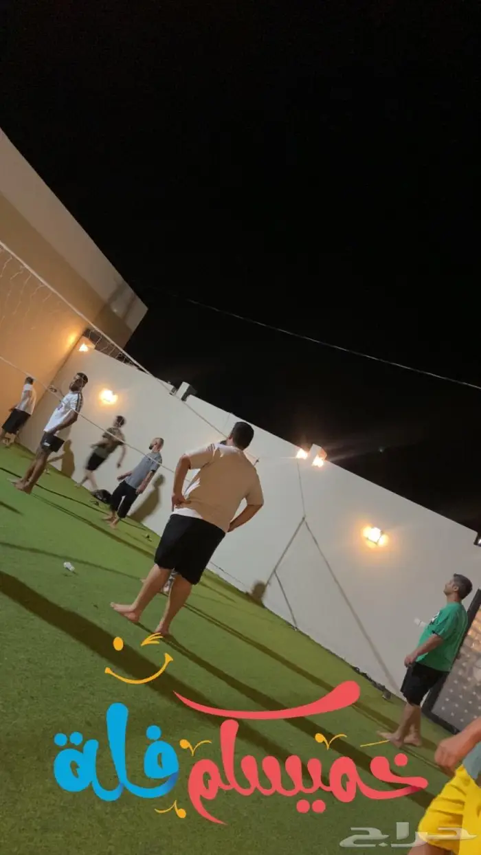 استراحه كبيره قسمين نظيفه ومسبح كبير حول الهدا السعر 17