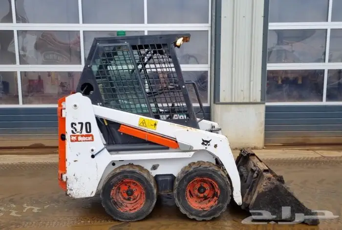 لودر بوب كات S70 skid steer loader رقم القطعة - 2198 3