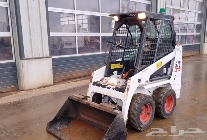 لودر بوب كات S70 skid steer loader رقم القطعة - 2198 1
