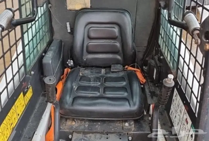 لودر بوب كات S70 skid steer loader رقم القطعة - 2198 10