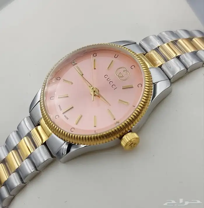 ساعات قوتشي نسائية 1