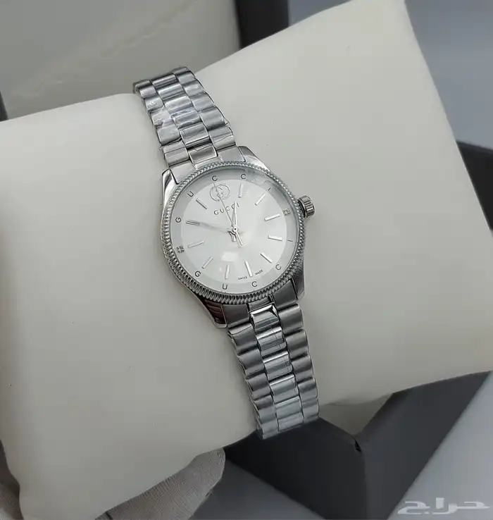 ساعات قوتشي نسائية 7