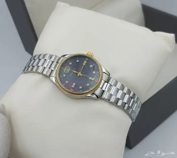 ساعات قوتشي نسائية 17