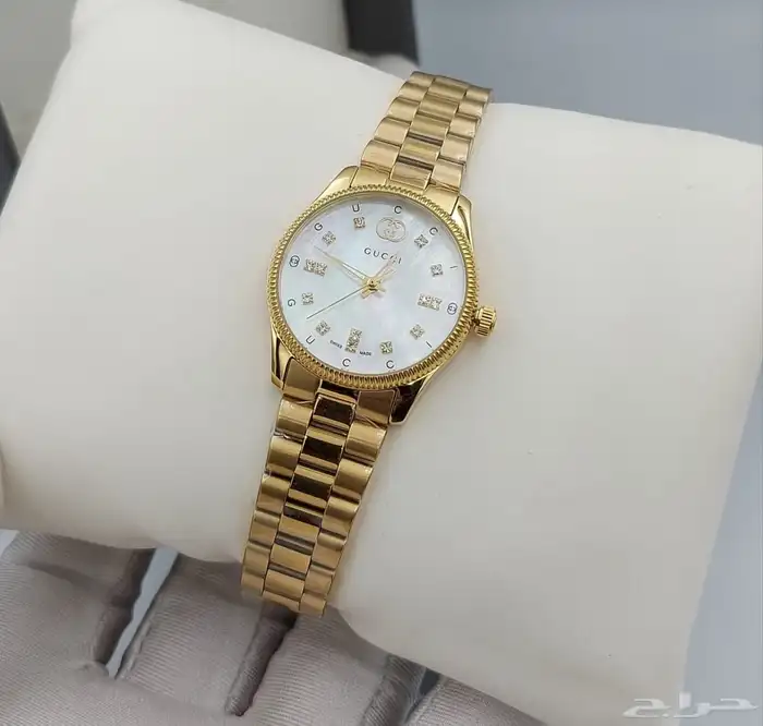 ساعات قوتشي نسائية 8