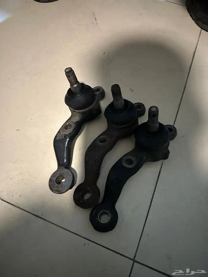 قطع غير لكزس جي اس 300 5