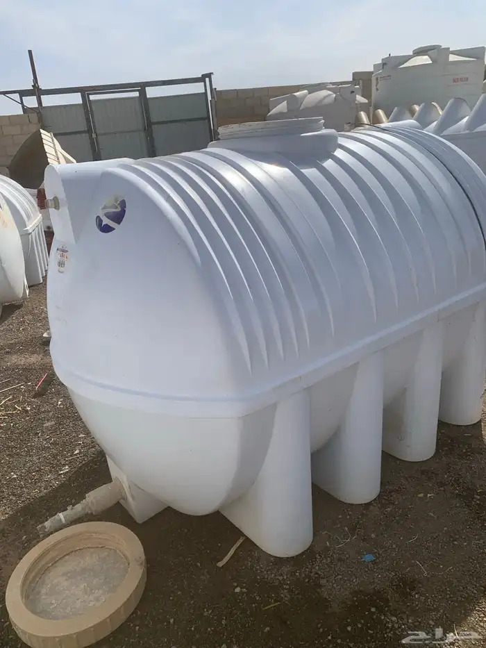 عرض خزان مستعمل للبيع شبه جديد معزول اربع طبقات 0