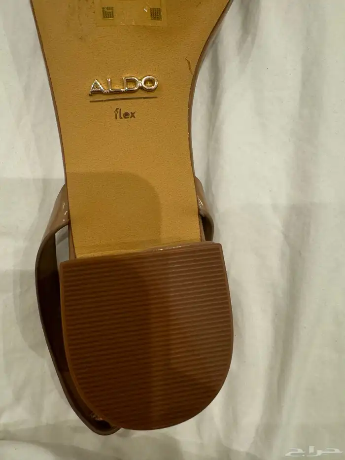 صندل ألدو مقاس39 شبه جديد 1