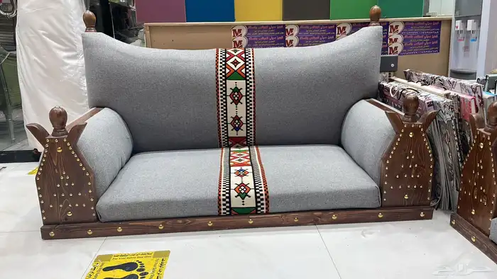 الجلسات العمر 18