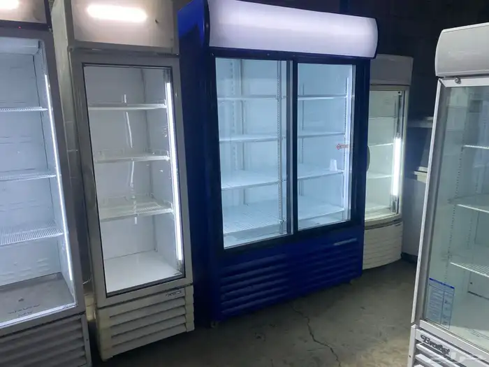 ثلاجات عرض بابين و باب زجاج 11