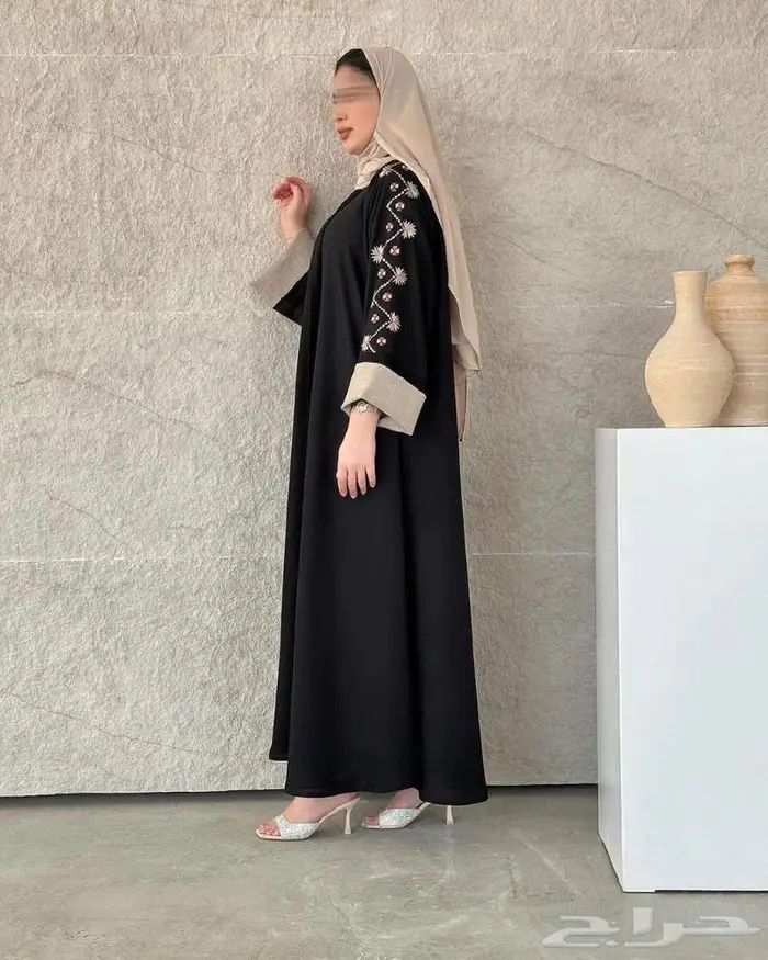 عبايات عصريه وحديثه تفصيل حسب الطلب جمله وتجزئه 19