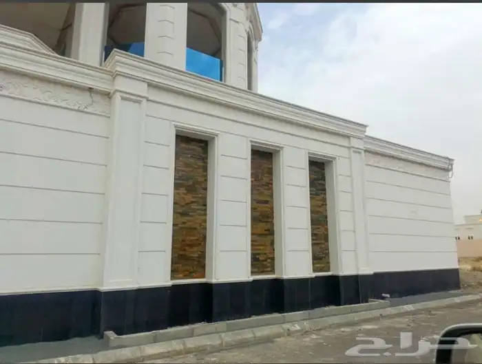 يوجد لدينا حجر رياض طبيعي على مكينكي 5