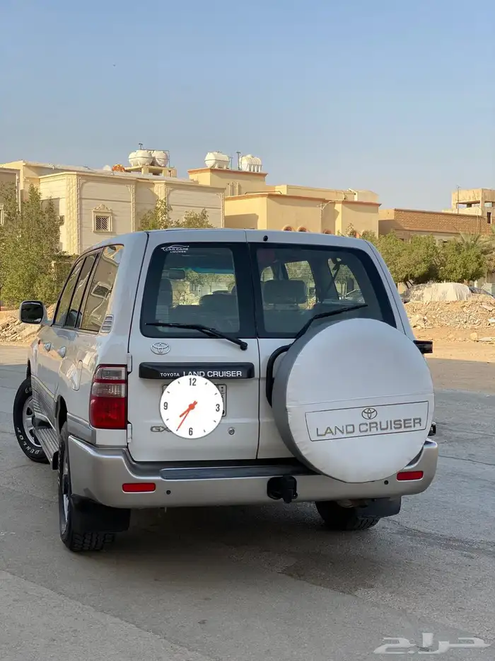 جيب 2003 مخزن تم البيع 2