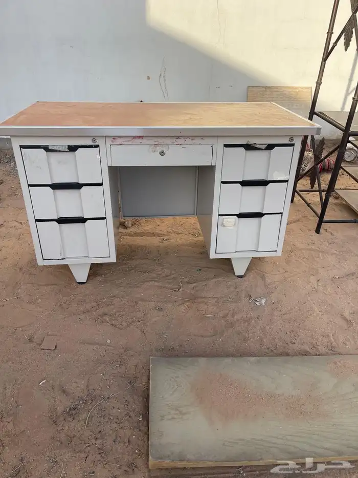 فرشة طاوله تلفزيون 5