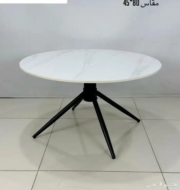 طاولات خدمة جاهزة بإنواعها 93