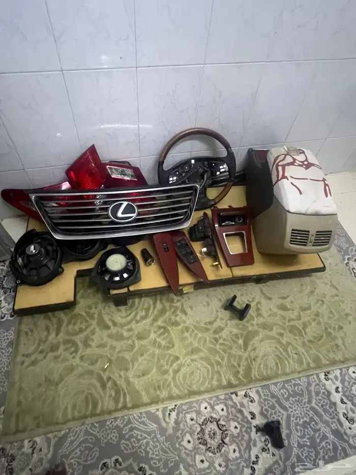 قطع غيار لكزس es350 2010 4