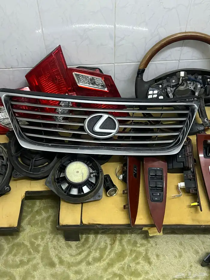 قطع غيار لكزس es350 2010 6