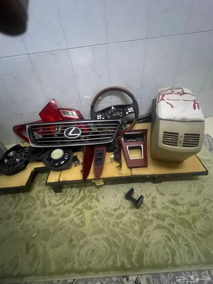 قطع غيار لكزس es350 2010 7