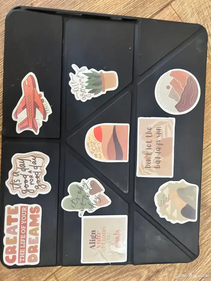 كفر ايباد برو مع غلاف ومكان للقلم جميل مع ملصقات لطيفة 0