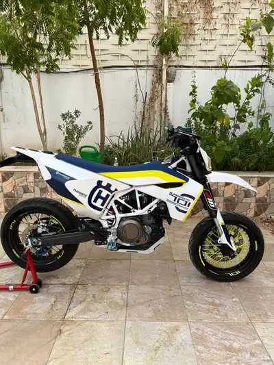 دباب kTM مقاس المكينة 700 7