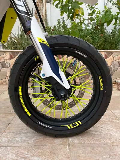 دباب kTM مقاس المكينة 700 10
