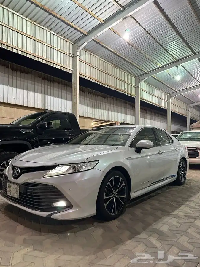 نبيع كامري 2019 ممشى قليل ( تم البيع ) . 1