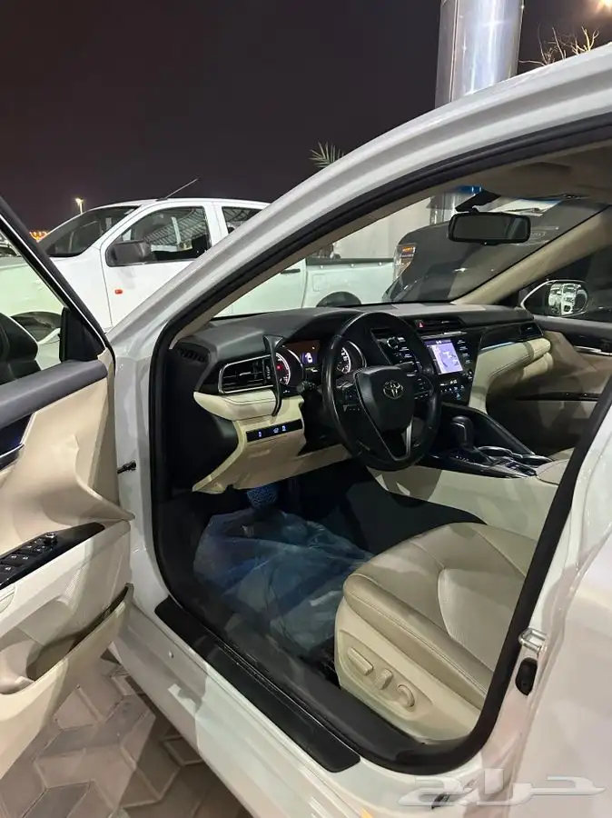 نبيع كامري 2019 ممشى قليل ( تم البيع ) . 7