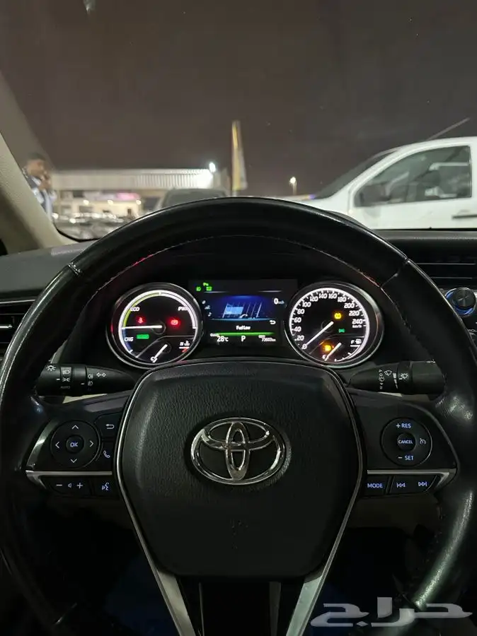 نبيع كامري 2019 ممشى قليل ( تم البيع ) . 5