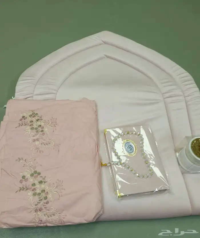خيط م خمل لمستلزمات الصلاه بالقطاعي والجمله 10