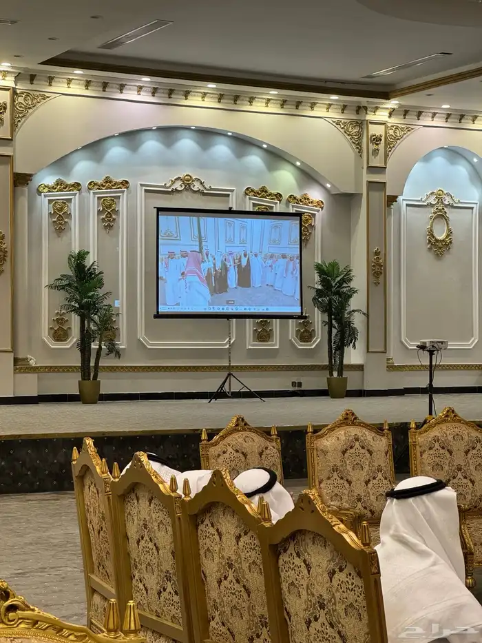 تأجير بروجكتر وعرض المطرب لايف 2