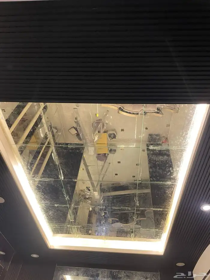زجاج سيكوريت ومرايا 17