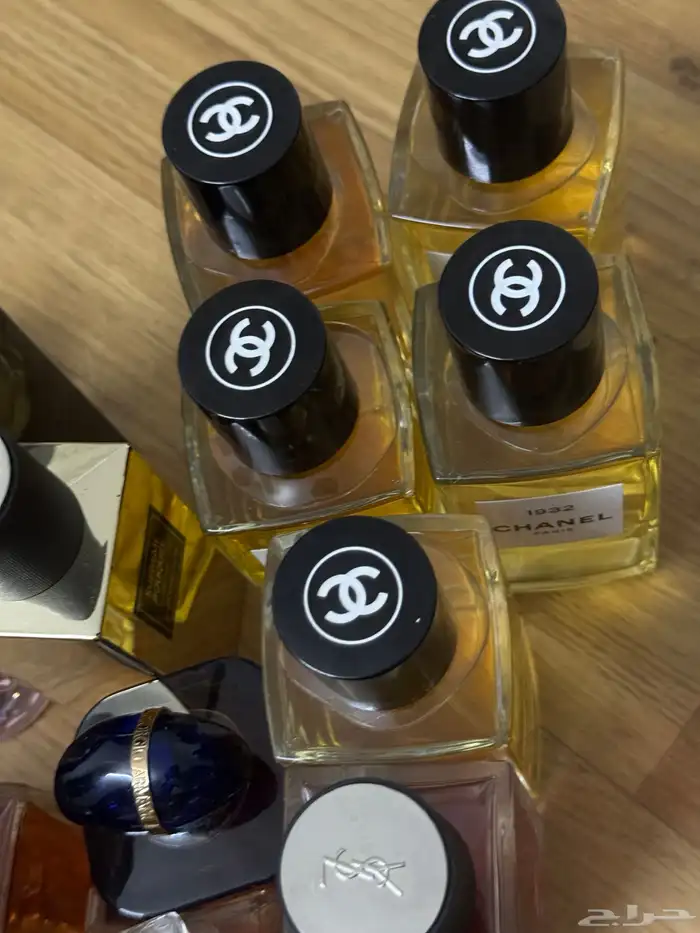 عطورت اصليه سعرنا جمله جمله نبيع حبه بسعر جمله زباين 0