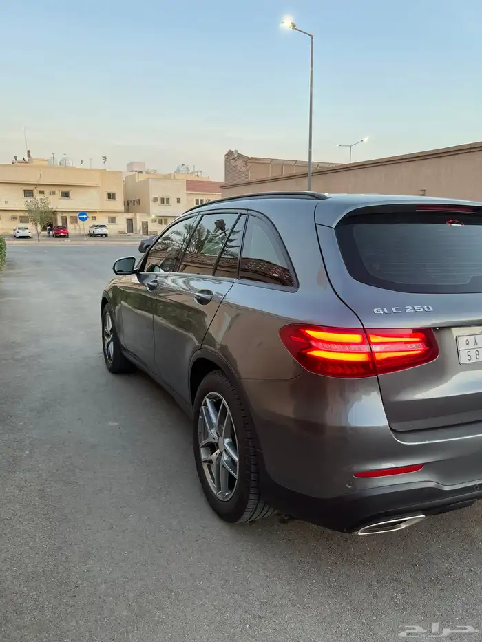 مرسيدس GLC250 2016 8