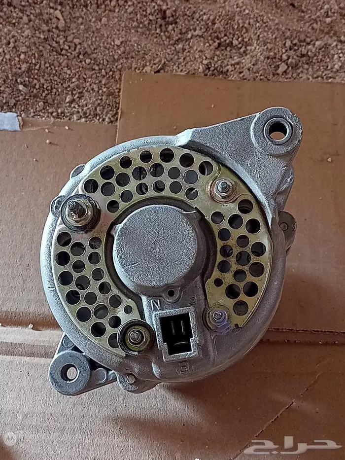 قطع كهرباء ودينمو ومثلث متنوعة 16