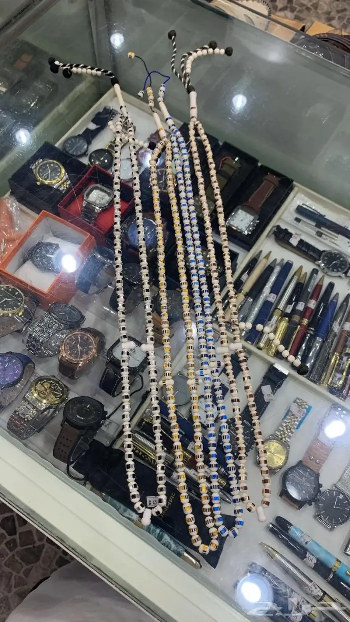 سبح و اطقم و محافظ وساعات و جنابي بمحل الفارس الشهم 8