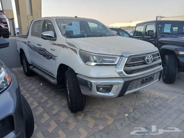 هايلوكس SGLX 2024 بنزين فل كامل بدل 2