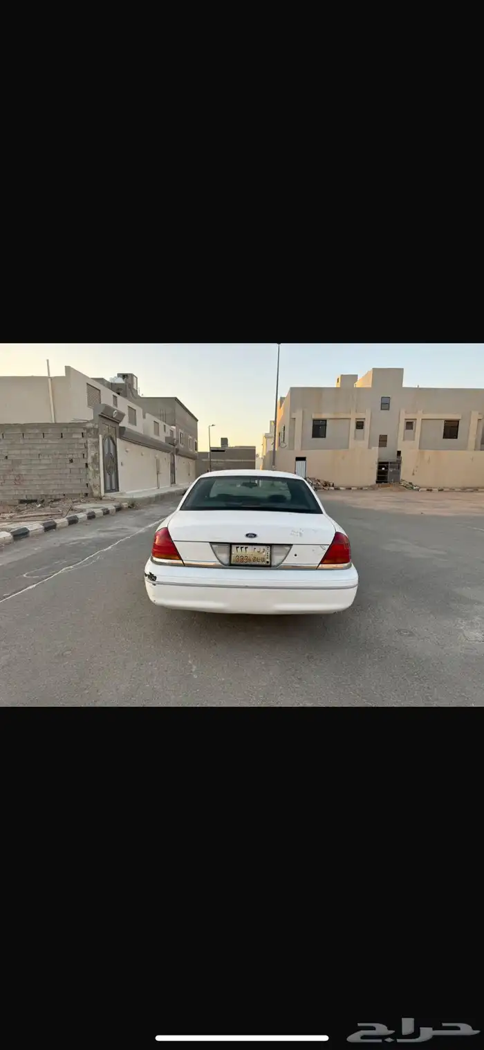 فورد فكتوريا 1998 تحمل لوحة مميزة 14