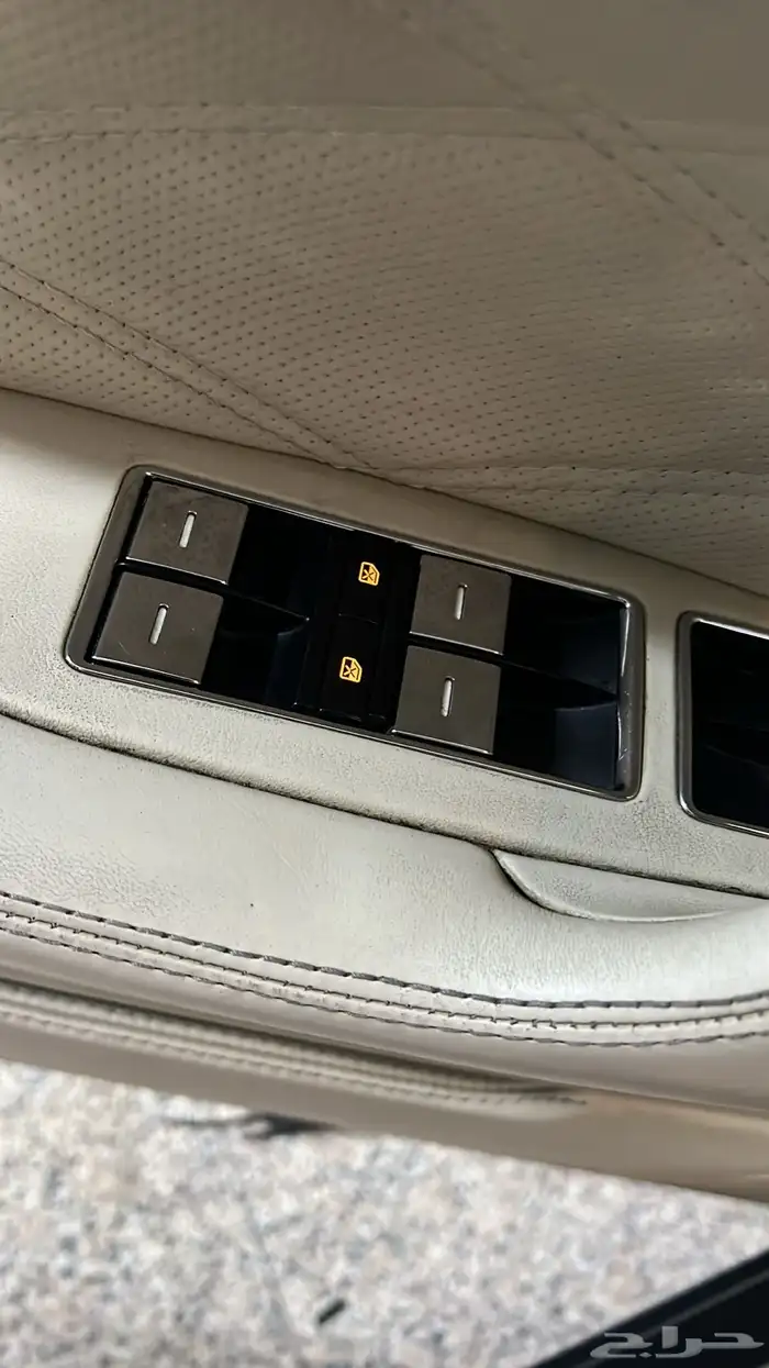 قطع غيار بنتلي 4