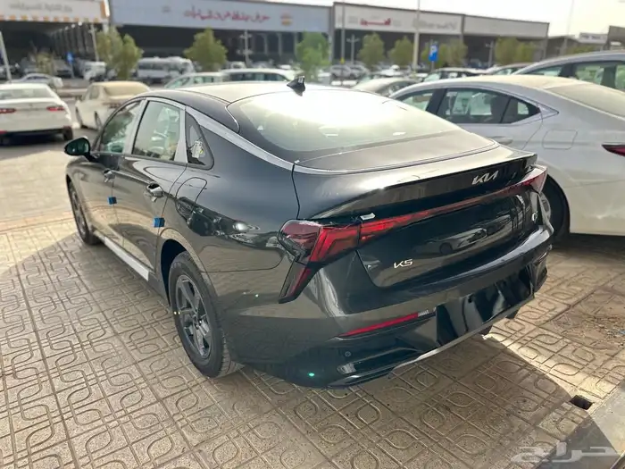 كيا K5 2025 3