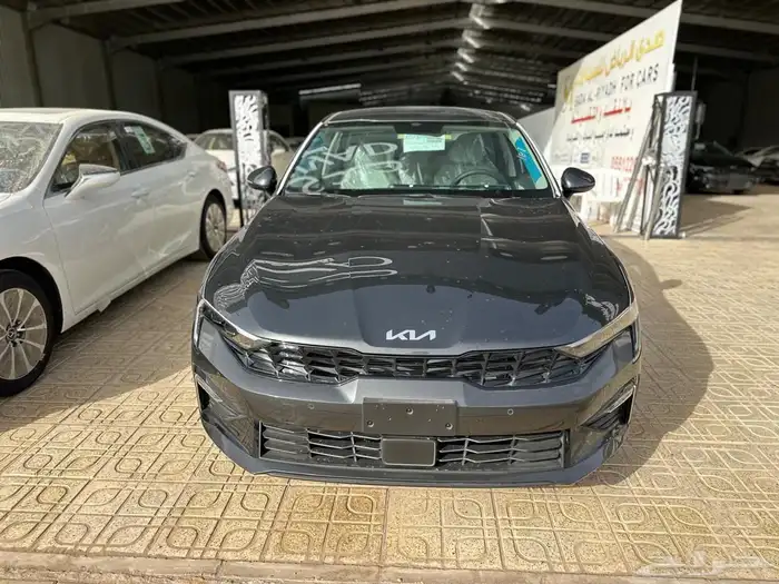 كيا K5 2025 1