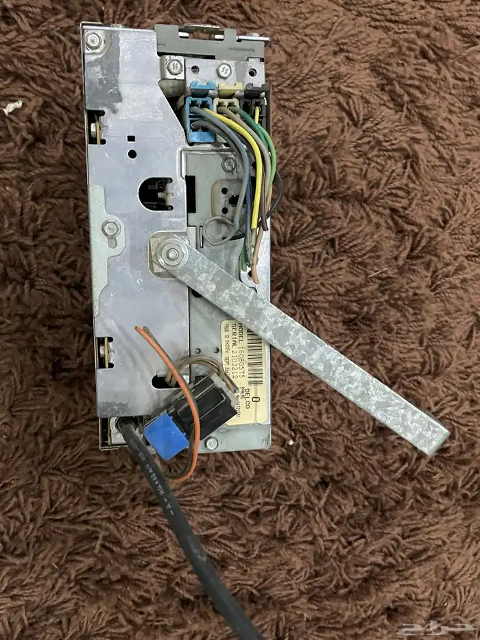 قطع واكسسوارات جمس قديم ومسجلات جمس وكابريس قديم 19