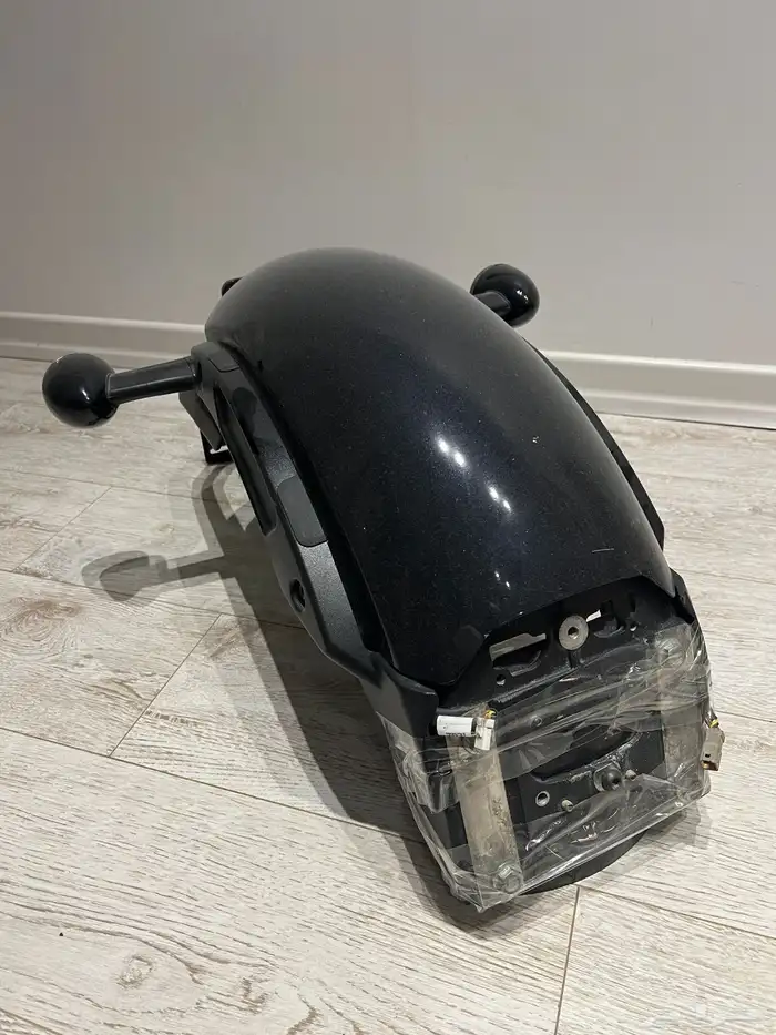 رفرف و جنط انديان سكاوت بوبر Indian Scout Bobber fender 4