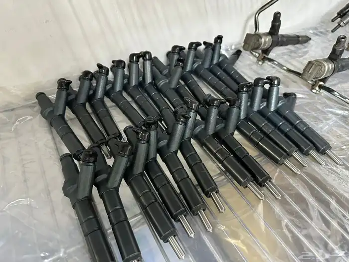 مكاين ايسوزو ومكينة ميستوبيشي وقطع غيار 7