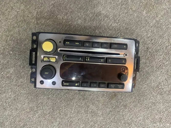 قطع همر h3 2006. وقطع بيتل 2004 3